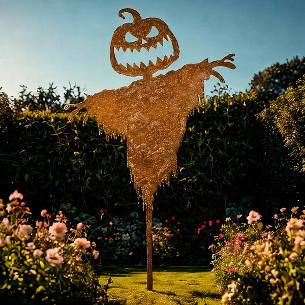 Rustikale gruselige Kürbis-Vogelscheuche Halloween-Dekoration