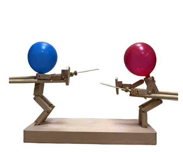 Hölzernes Fecht-Puppenspiel