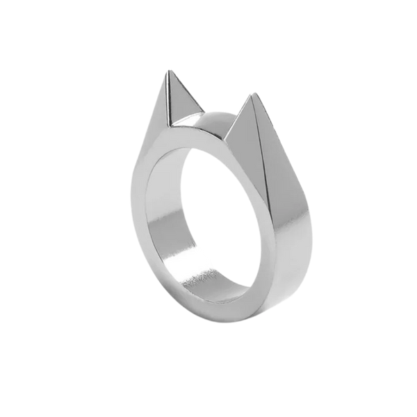 Schützender Ring mit Katzenohren-Design