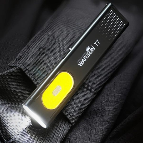 LED-Schlüsselanhänger-Taschenlampe mit Magnet